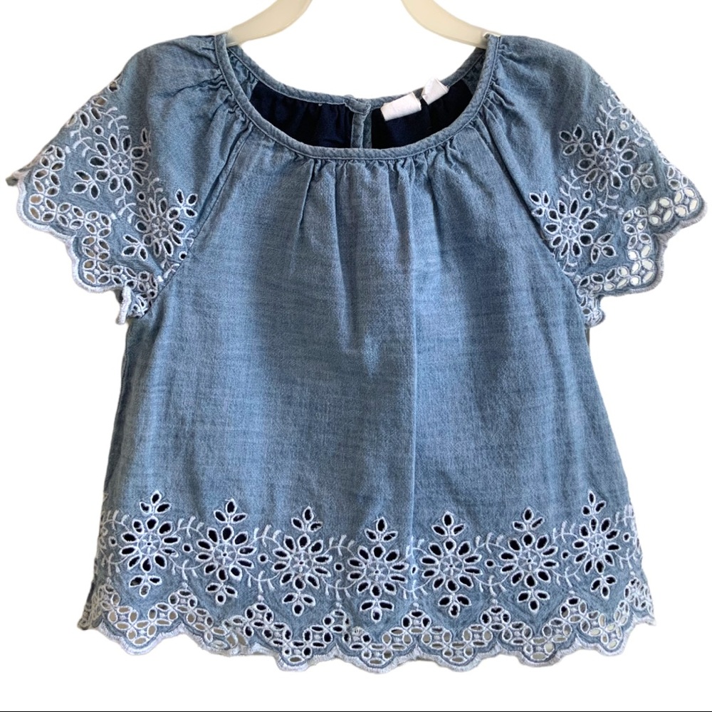 GAP Chambray Embroidered Lined Top in EUC